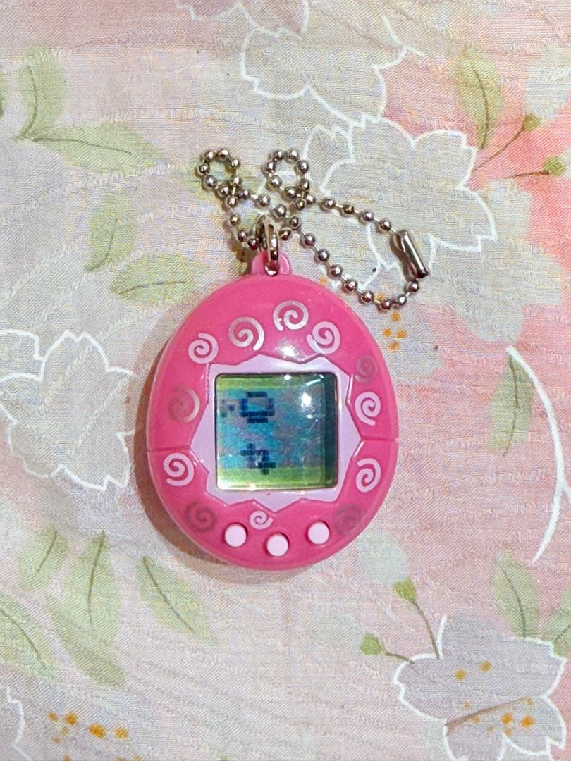 【動作確認済】海外版ちびたまごっち ピンク うずまき TAMAGOTCHI