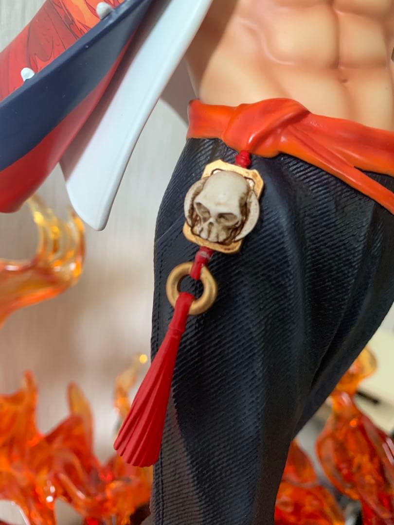 ONEPIECE エース 海外フィギュア