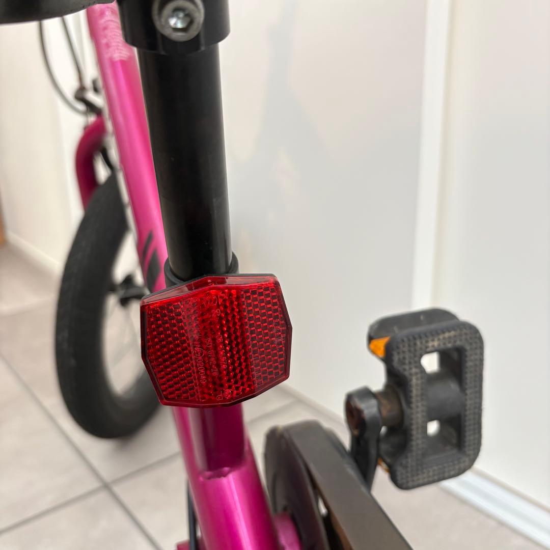 ストライダー 14X フューシャピンク キッズスポーツバイク　ペダル付属