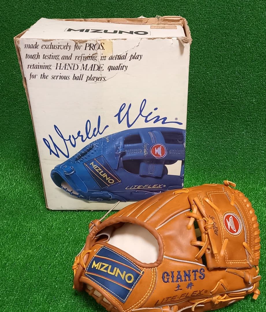 美津濃ワールドウィン 読売ジャイアンツ土井正三選手仕様グローブ 赤カップ ミズノ