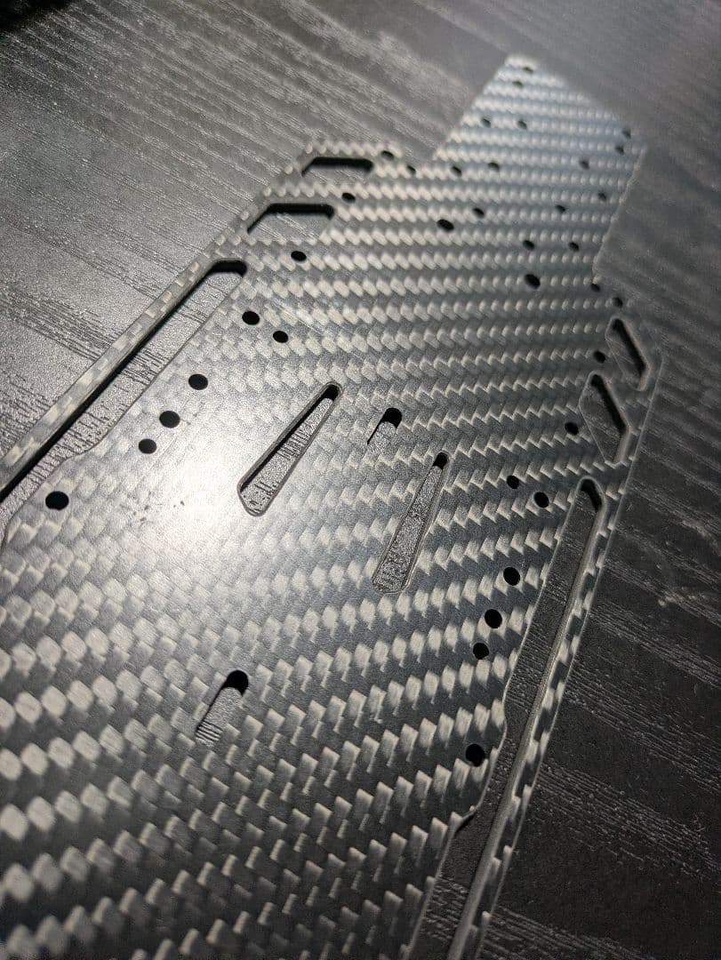 ReveD RDX用カーボンシャーシ＆サイドデッキ2mm