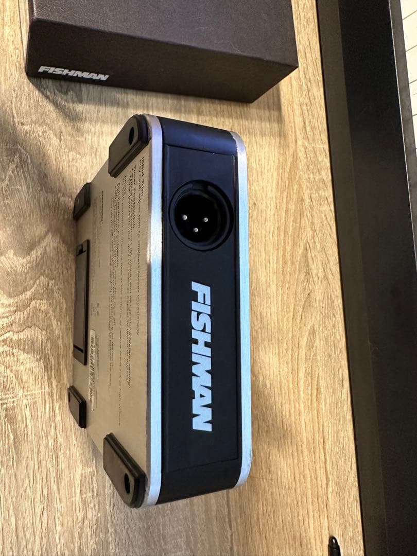 ギター Fishman Aura Spectrum DI