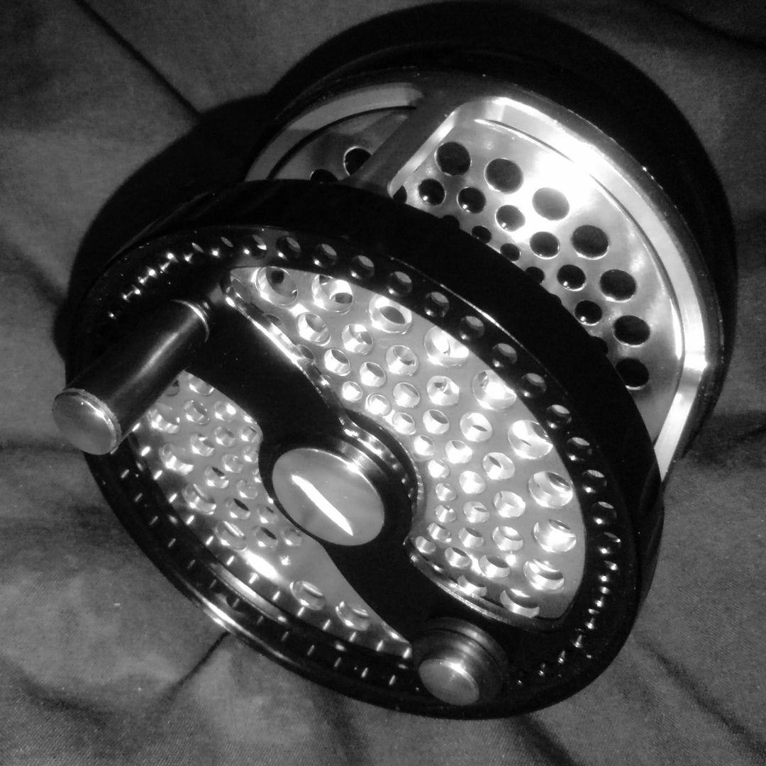 フライリール Classic Fly Reel #7/9 left handle