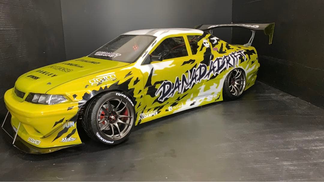 ラジコンボディ