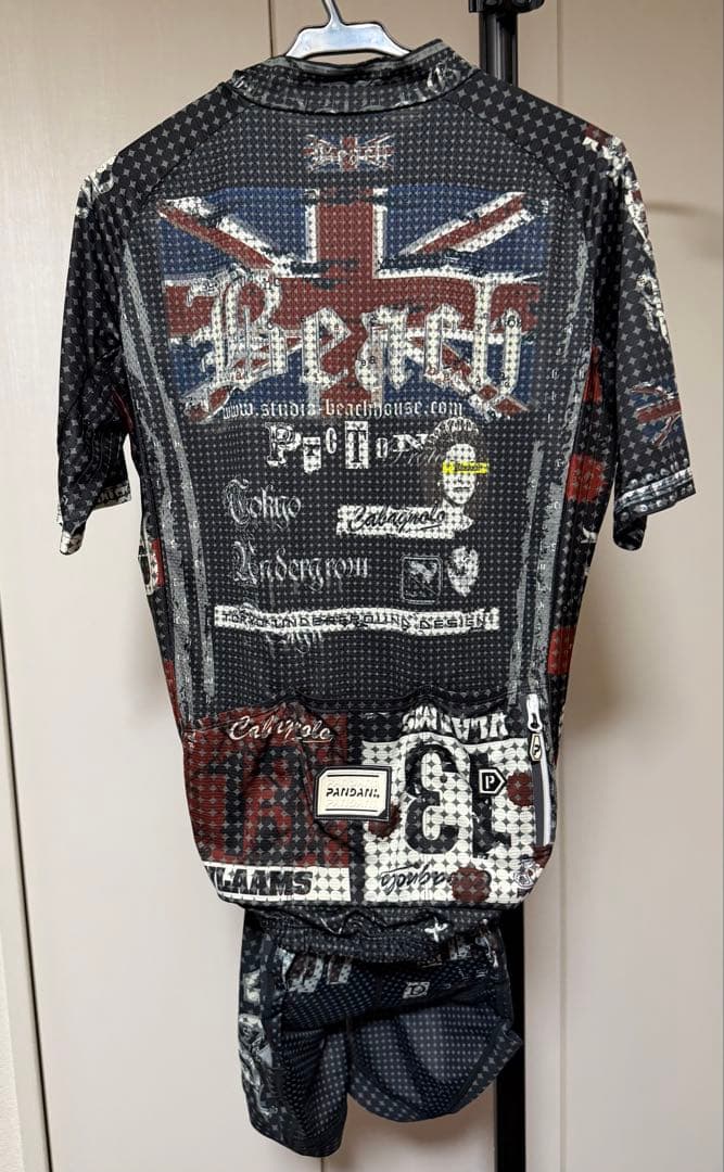 パンダーニ　サイクルジャージ