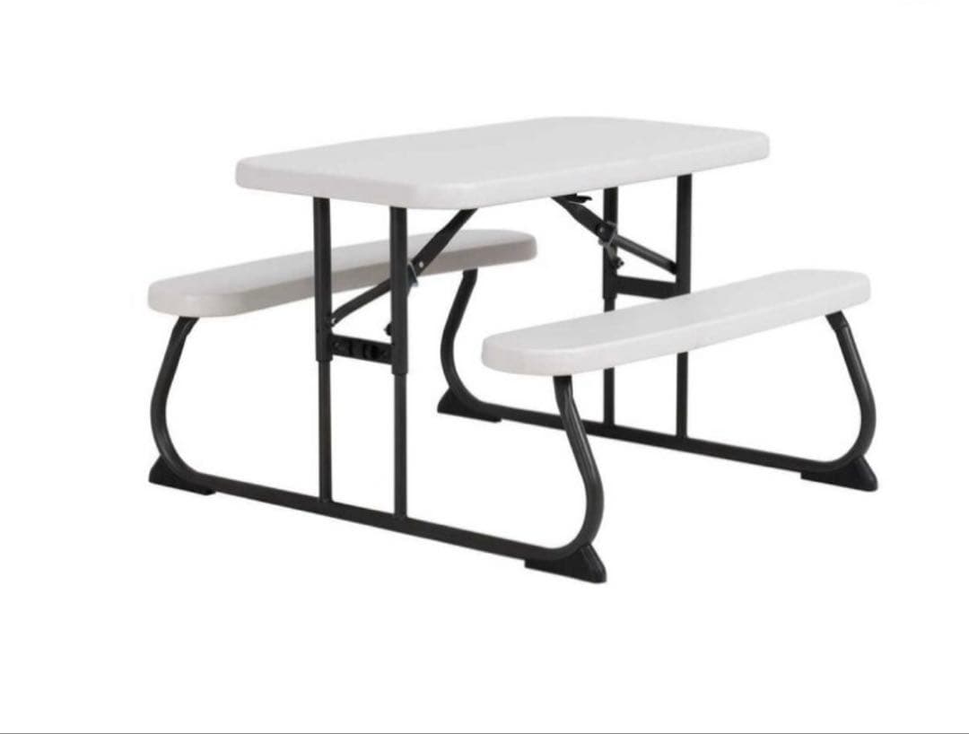 コストコ　キッズ　ピクニックテーブル