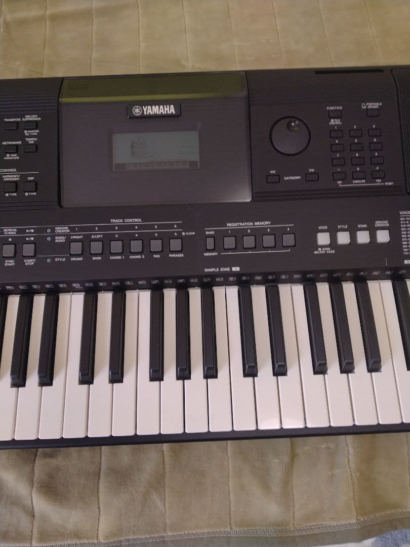 中古良品　ヤマハ PSR-E463 ポータトーン キーボード 電子ピアノ