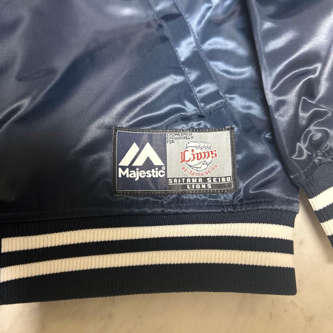 希少　タグ付新品　西武ライオンズサテンベースボールジャケットマジェスティック　L