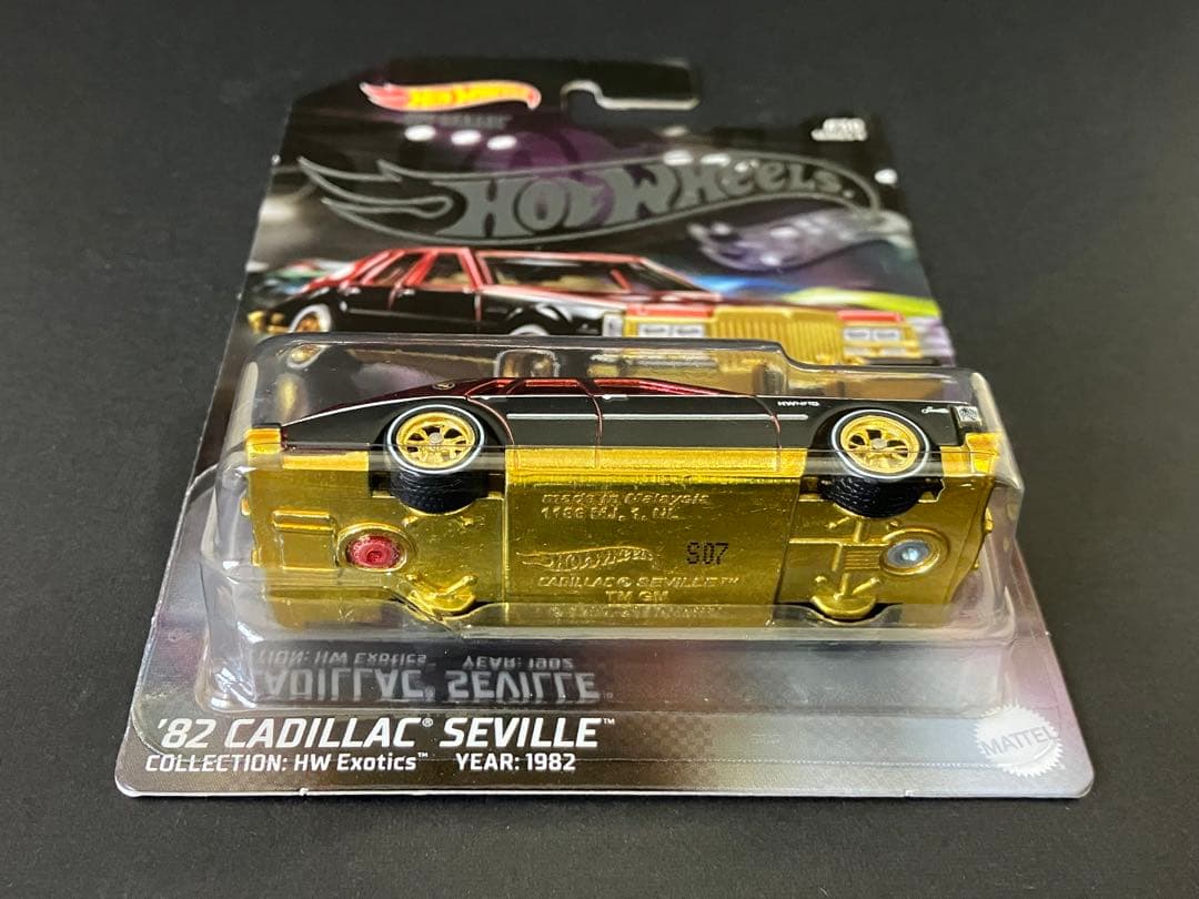 NFT Garage Series4 ‘82 CADILLAC SEVILLE