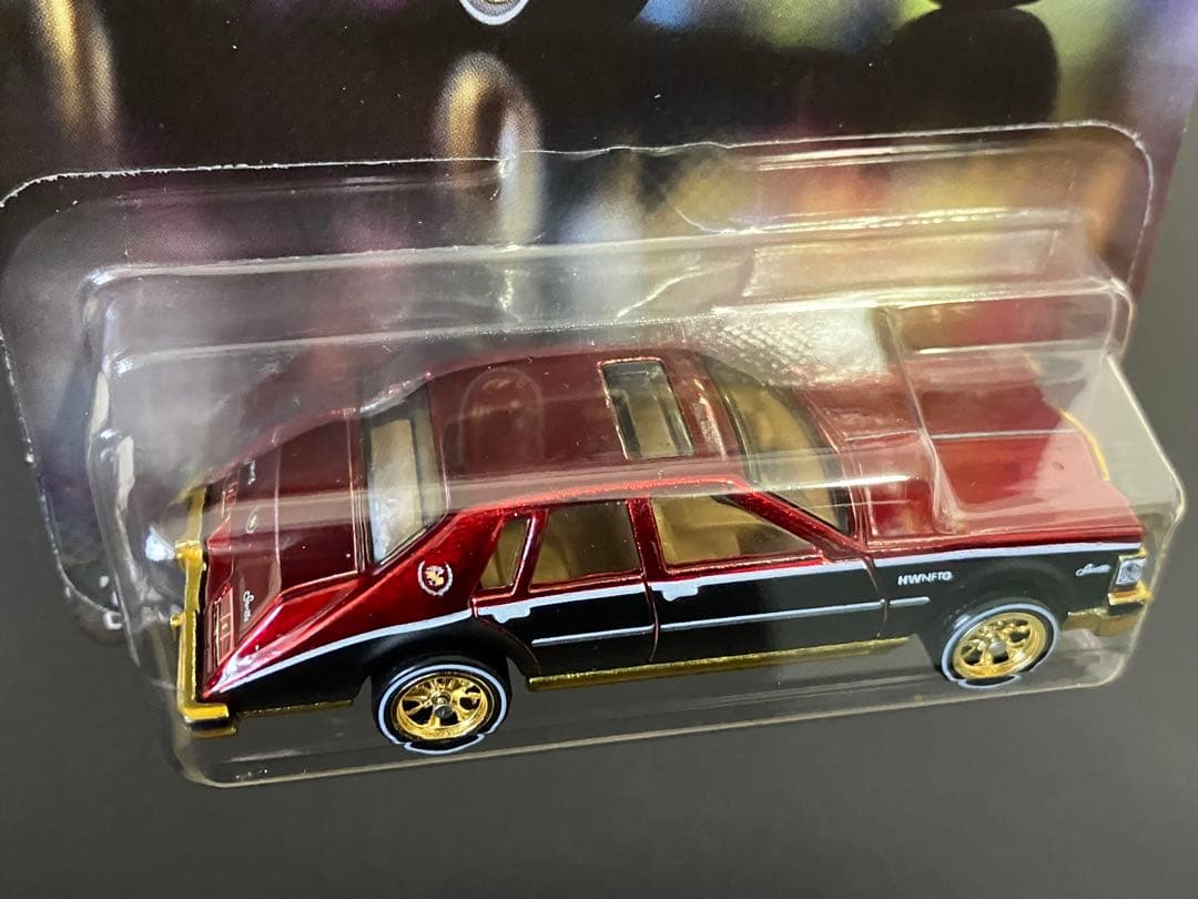 NFT Garage Series4 ‘82 CADILLAC SEVILLE