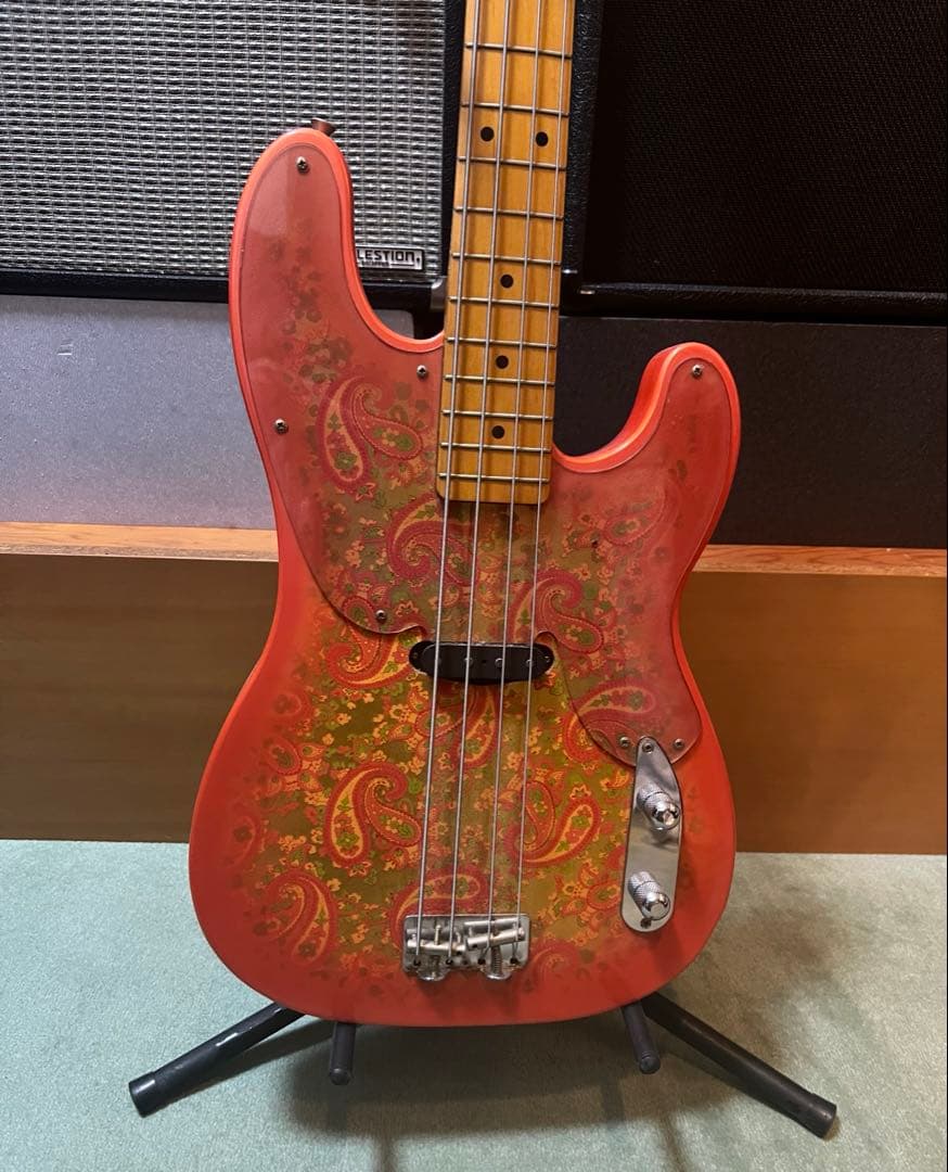 Fender PrecisionBass ’51Reissueピンクペイズリー