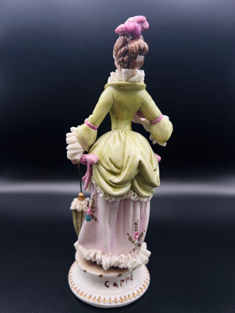 ビクトリアンスタイル 陶器製 女性像