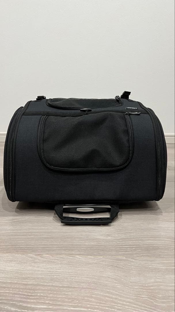 AIRBUGGY製　ブラック 中〜小型犬用 ペットキャリー