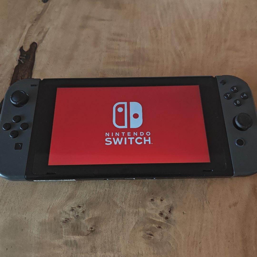 Nintendo Switch本体2018年製+周辺機器セット