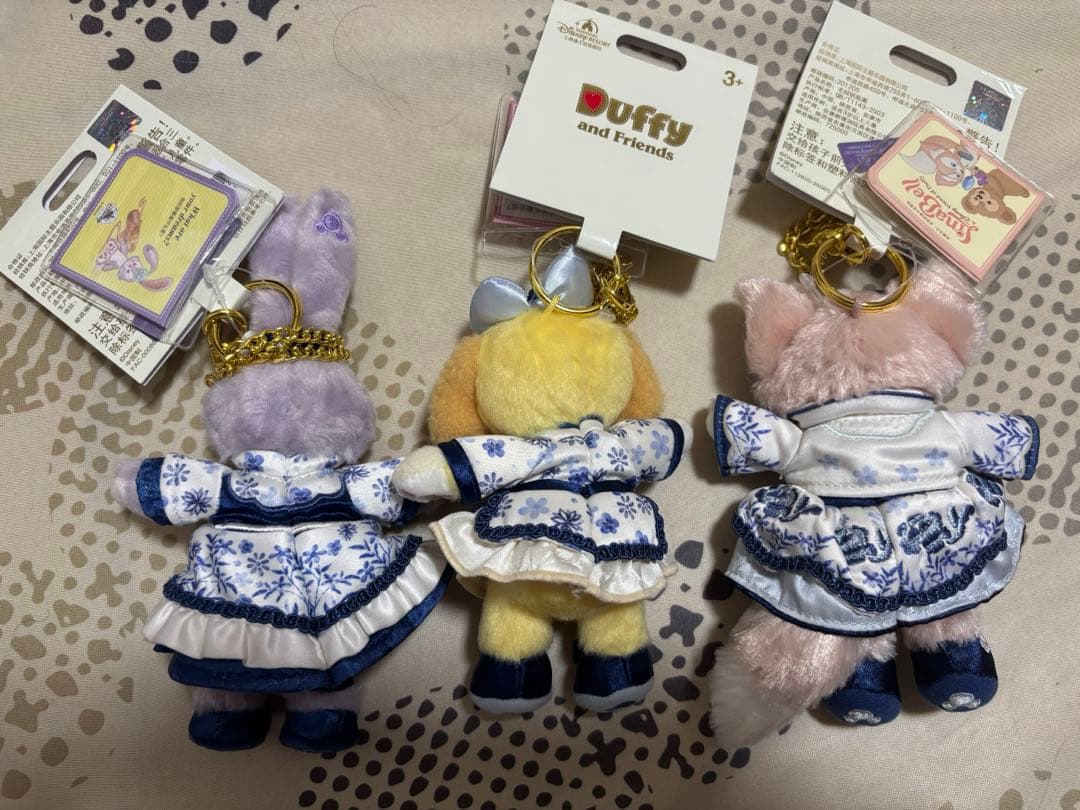 上海ディズニー　青花　キーチェーン　3点セット