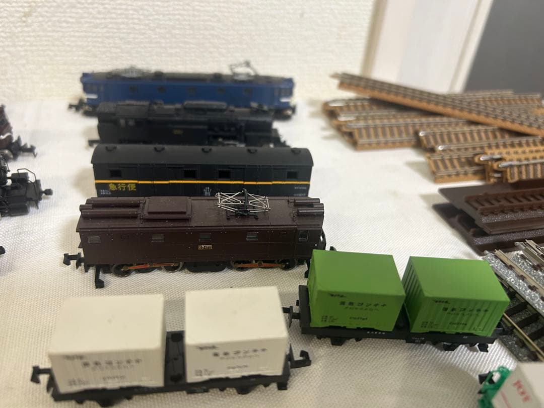 緑8244 Nゲージ規格の鉄道模型と線路セット 約40両