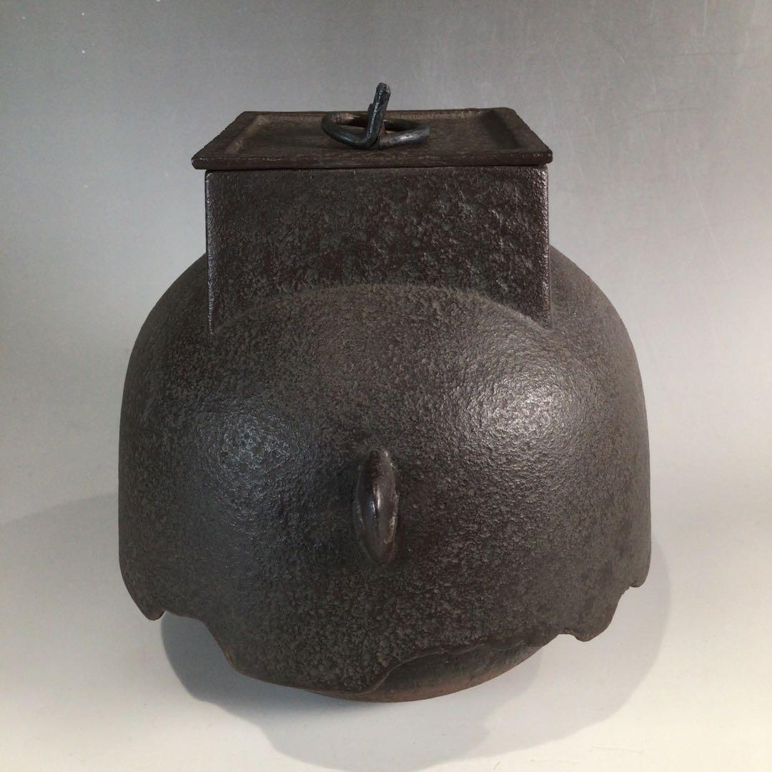 Ｐ１７２　茶釜　『人間国宝　高橋敬典造』『宗旦釜』　共箱　茶道具