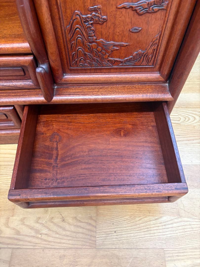 M132 茶タンス 幅1190mm 彫刻入り