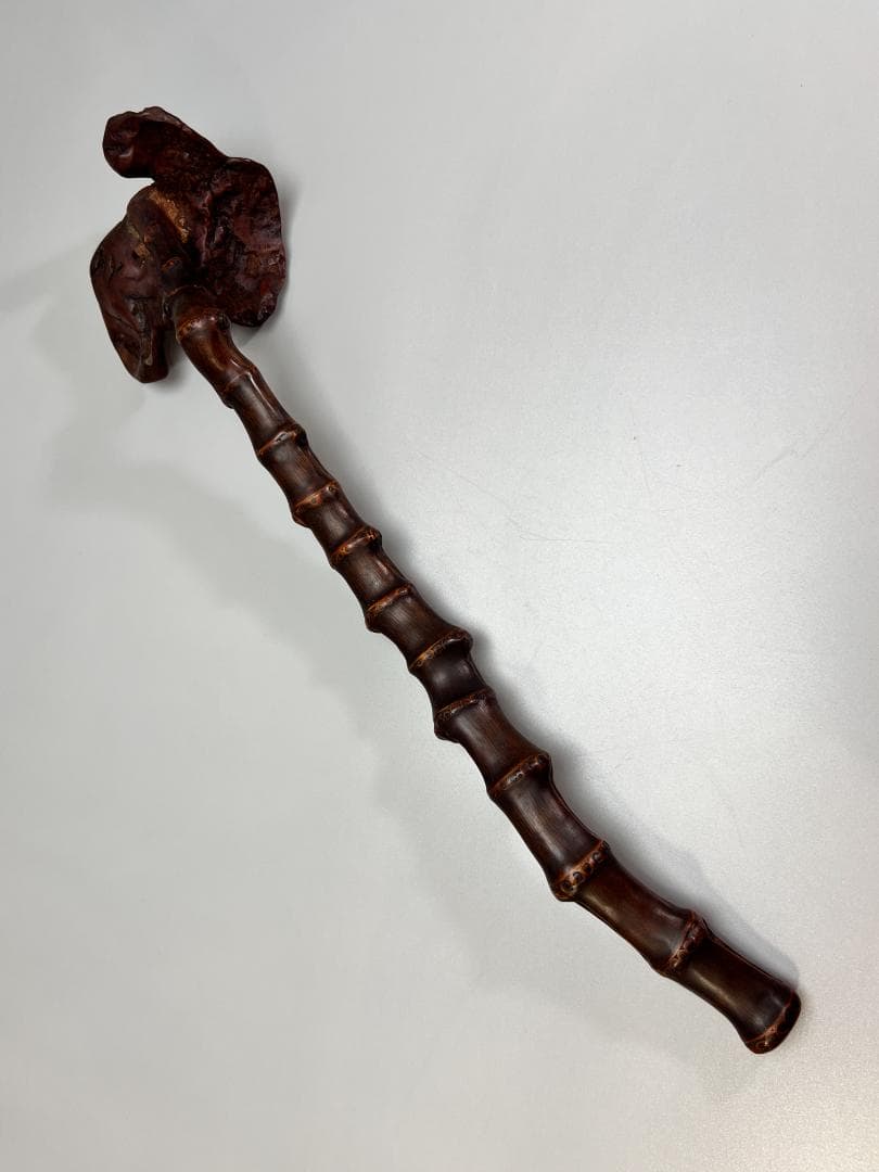 靈芝 竹雕搭天然樹瘤如意 長：47cm 古無垢材 天然木 根子彫 手彫り 置物