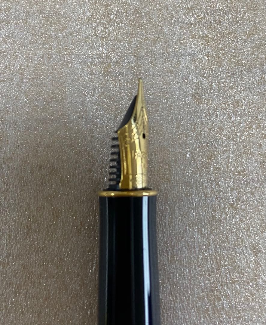 シルバーゴールド 万年筆 18金ペン先