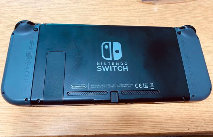 switch即日発送可能！大阪付近の方ならその日に持っていくことも可能！