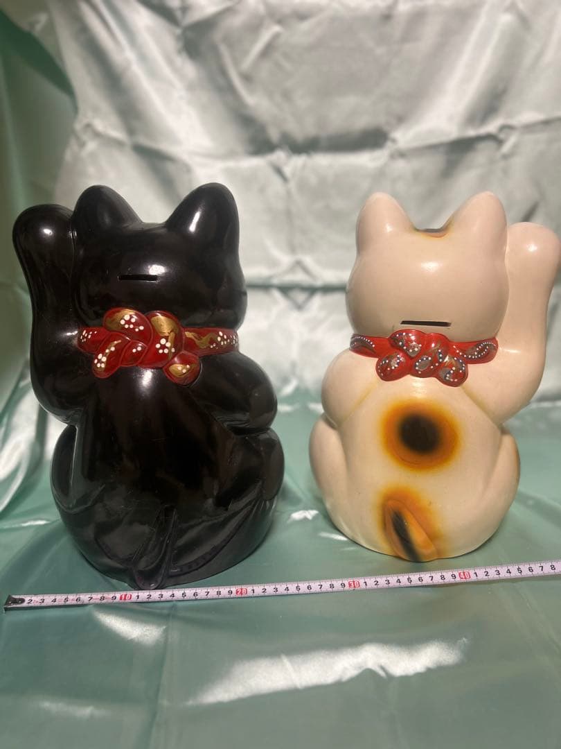 招き猫 陶器 置物 黒白