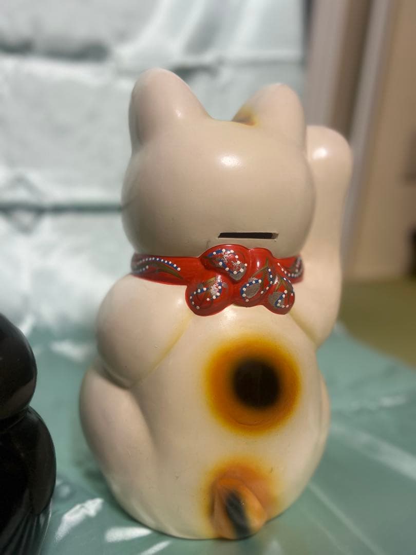 招き猫 陶器 置物 黒白