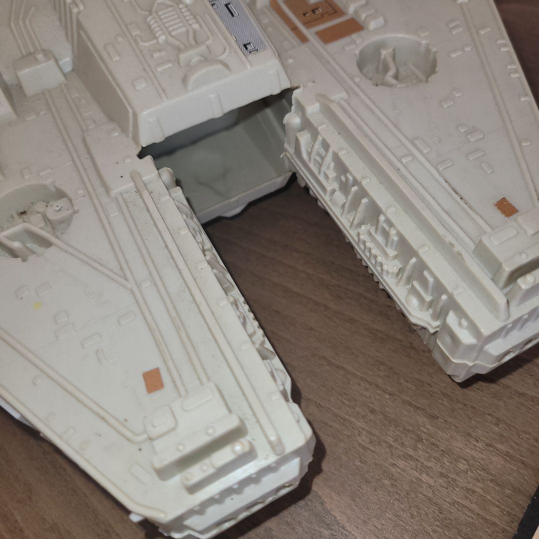 スター・ウォーズ ミレニアム・ファルコン スペースシップ