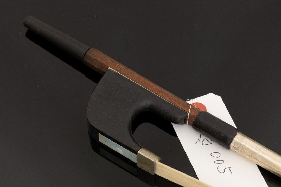 弦楽器用の弓 005