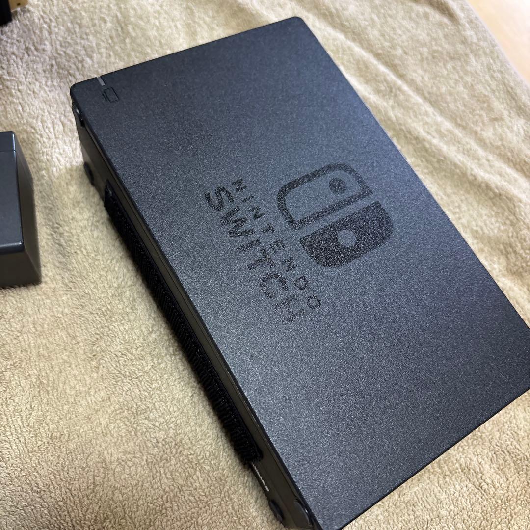 Nintendo Switch 本体 ブラック ピカチュウコントローラー