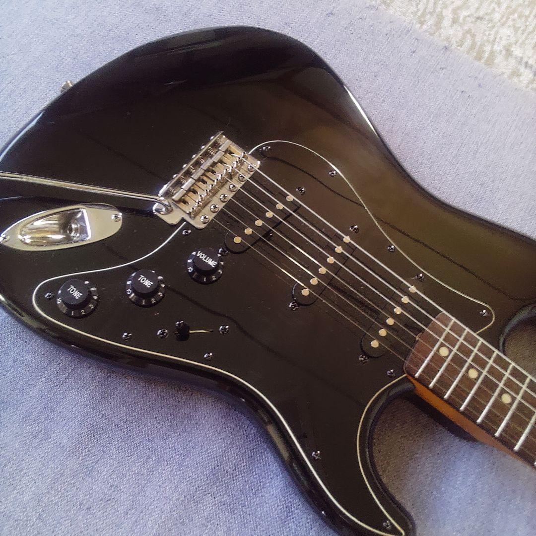 Squier ストラトキャスター ブラック