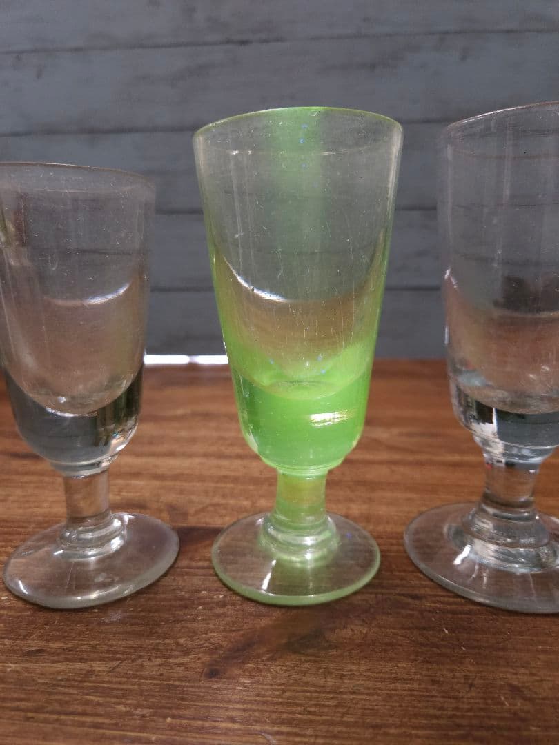 フランス アンティーク 厚手の吹き硝子 アブサングラス 3脚セット