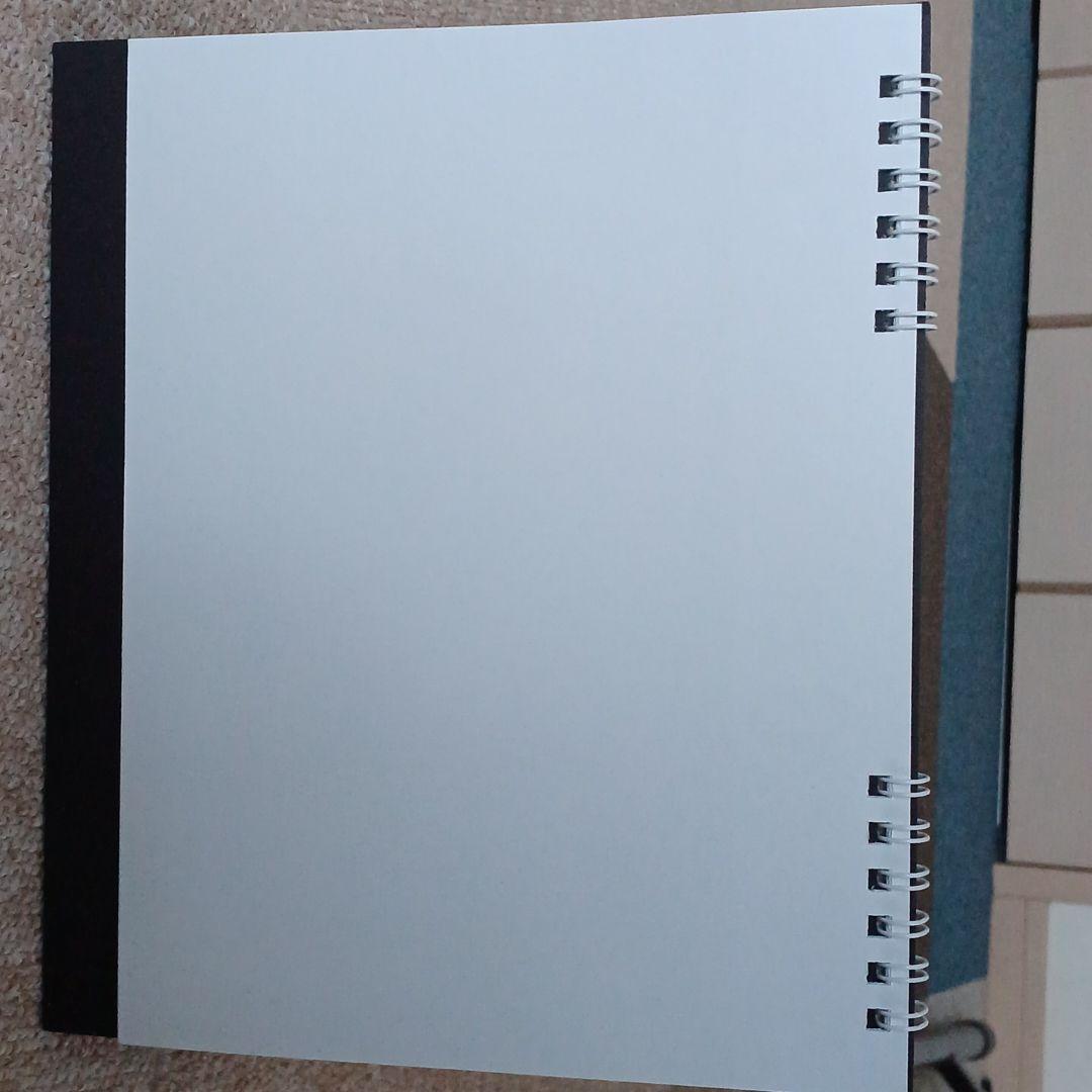 2022年のカレンダー(卓上)