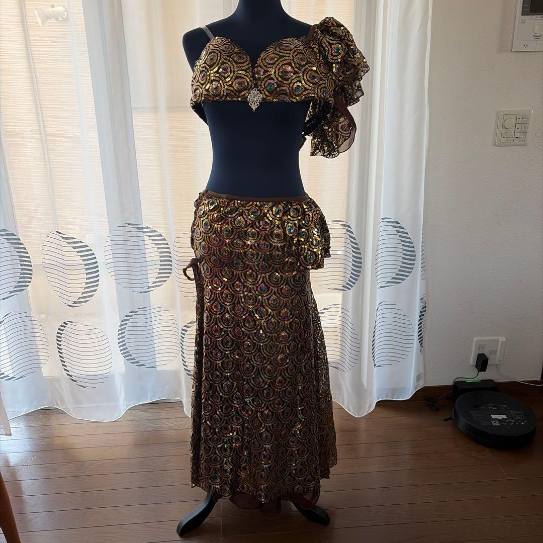 ベリーダンス衣装　セットアップ ブラウン ゴールド