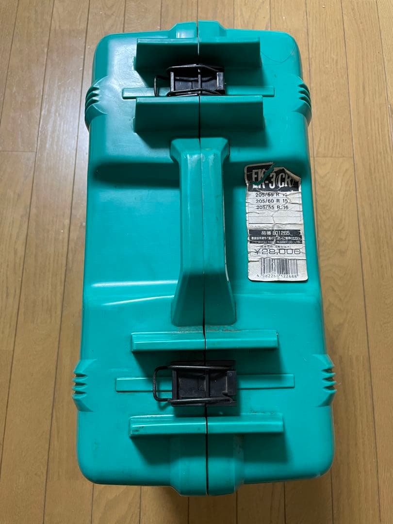 ゴム製のスパイクチェーン