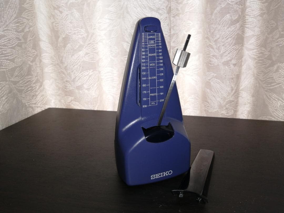 アップライトピアノ KAWAI NS-15 　椅子＋メトロノーム付属