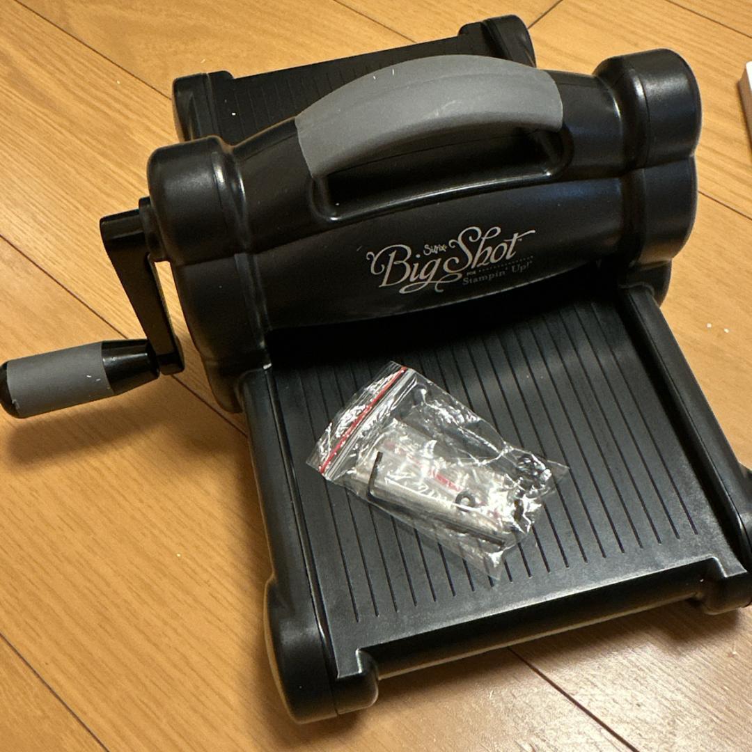 ハ*ロ様 Big Shot ビッグショット ダイカット Sizzix