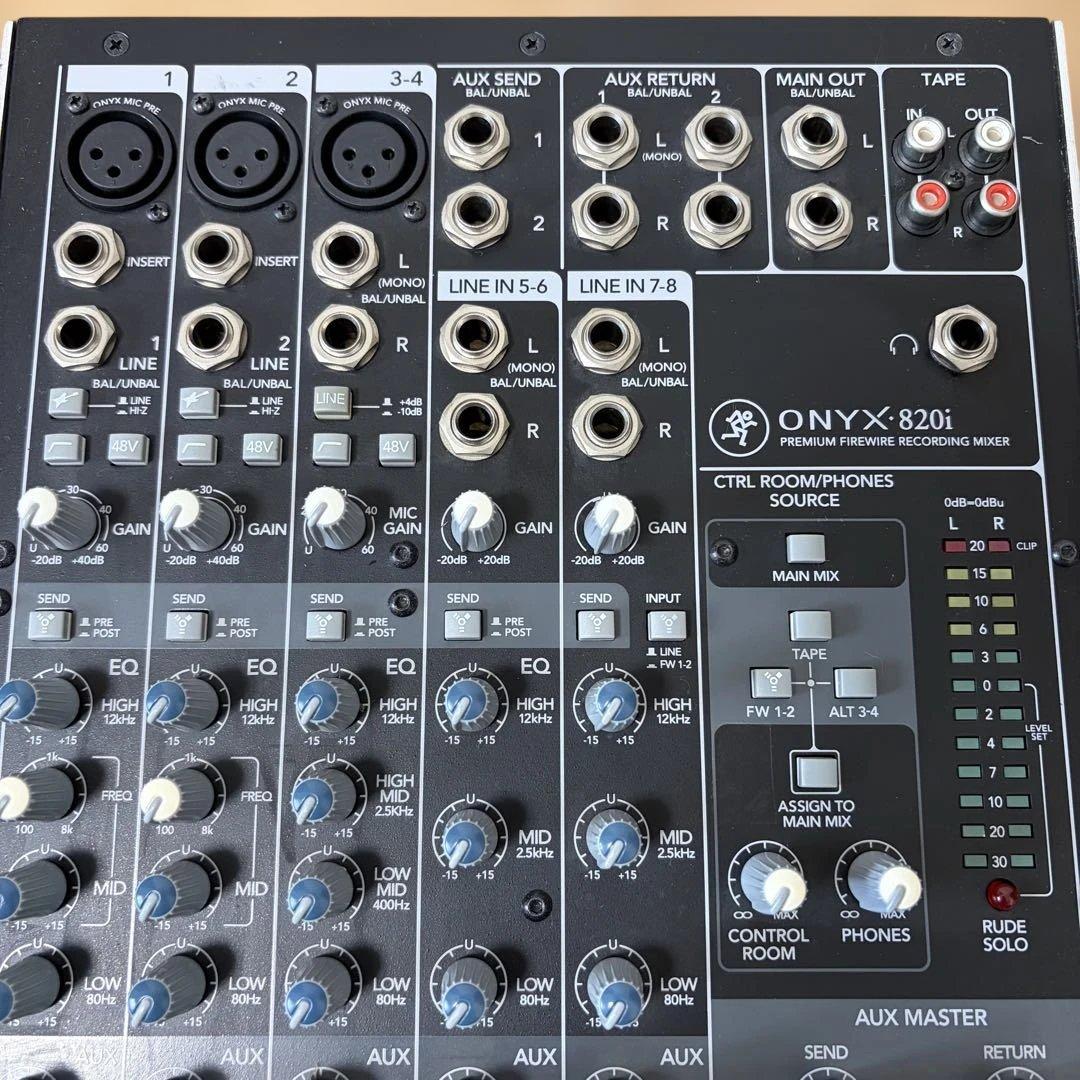 【極美品】MACKIE アナログミキサー ONYX 820i