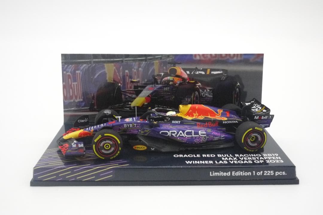 ナイジェル19921/43 レッドブル RB19ラスベガスフェルスタッペン