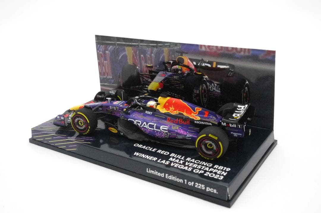 ナイジェル19921/43 レッドブル RB19ラスベガスフェルスタッペン