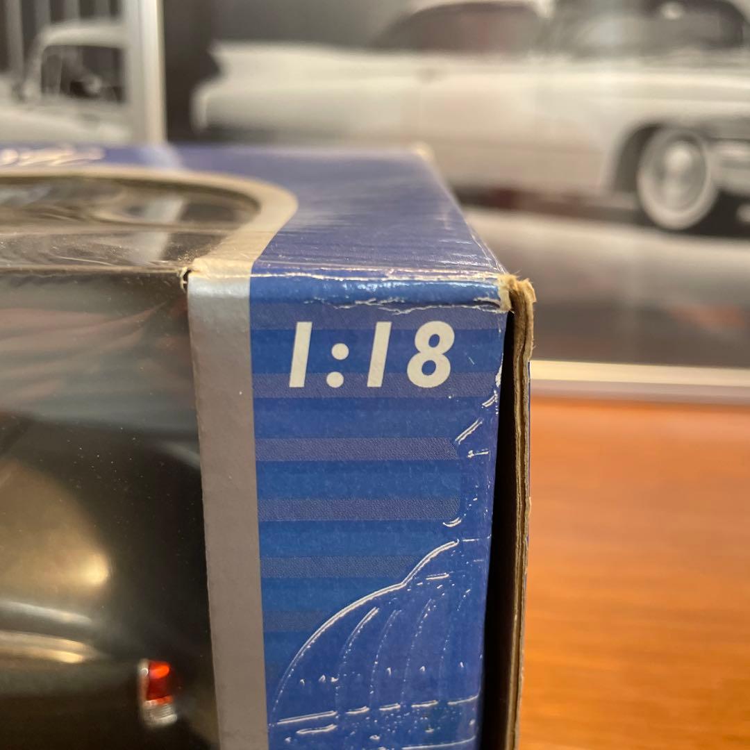 いい色です！新品未開封　1953 キャデラックエルドラド1／18