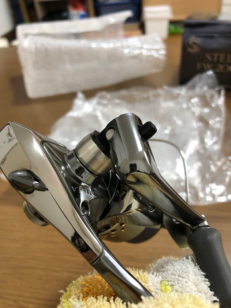 シマノステラSHIMANO STELLA FW2000S リールステラ　01