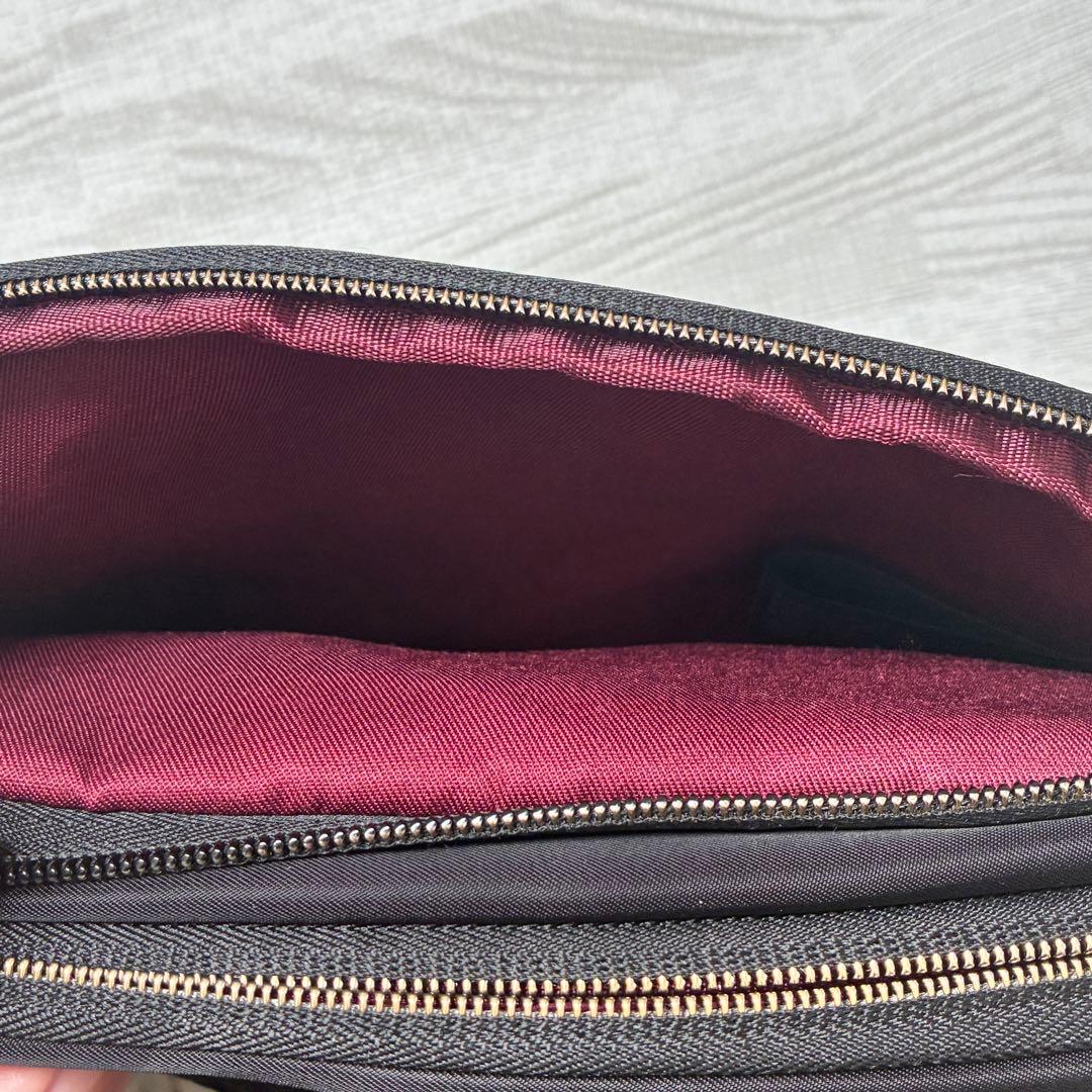 【新品】トラベロン Addison 盗難防止 ショルダーバッグ 黒 防犯RFID