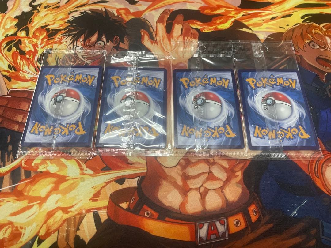 インドネシア バティックピカチュウ未開封4枚セット