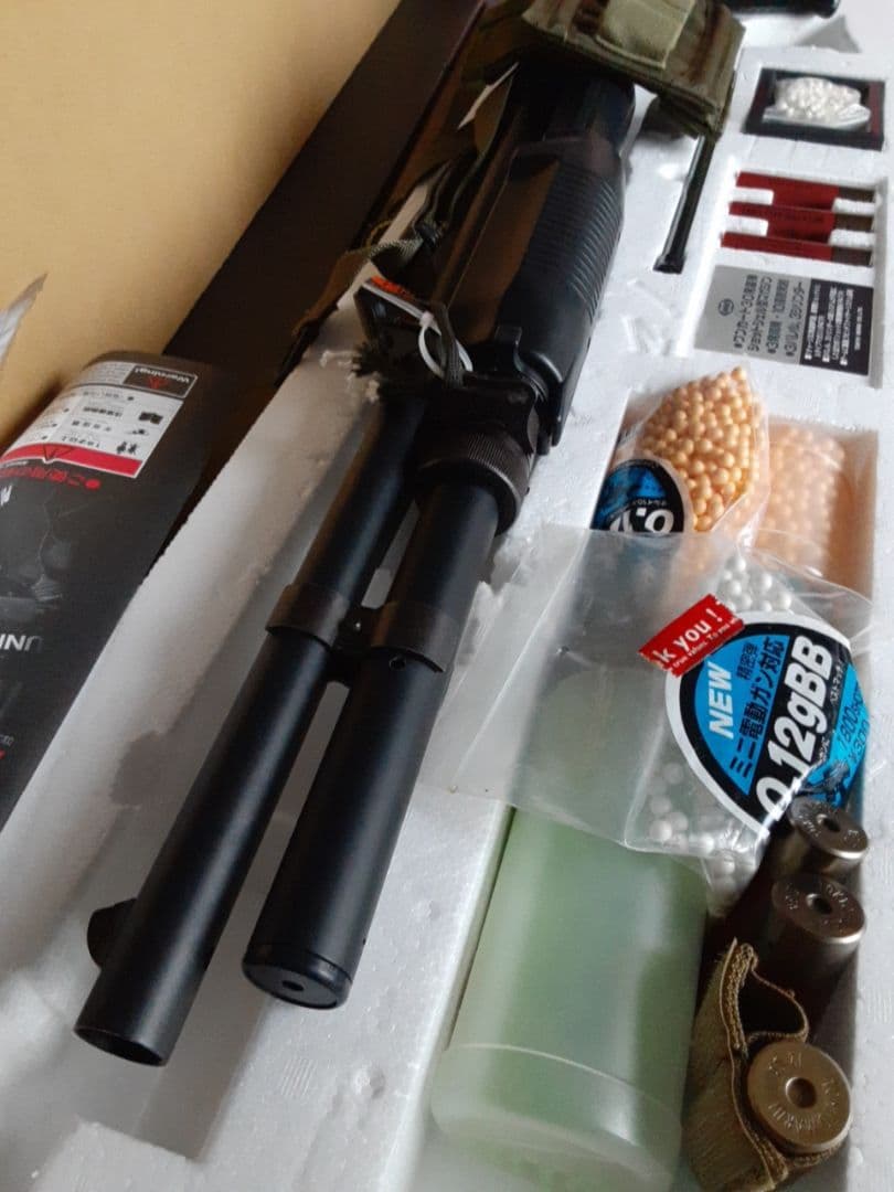 エアーショットガン　M3スーパー90タイプ　ベルト付き