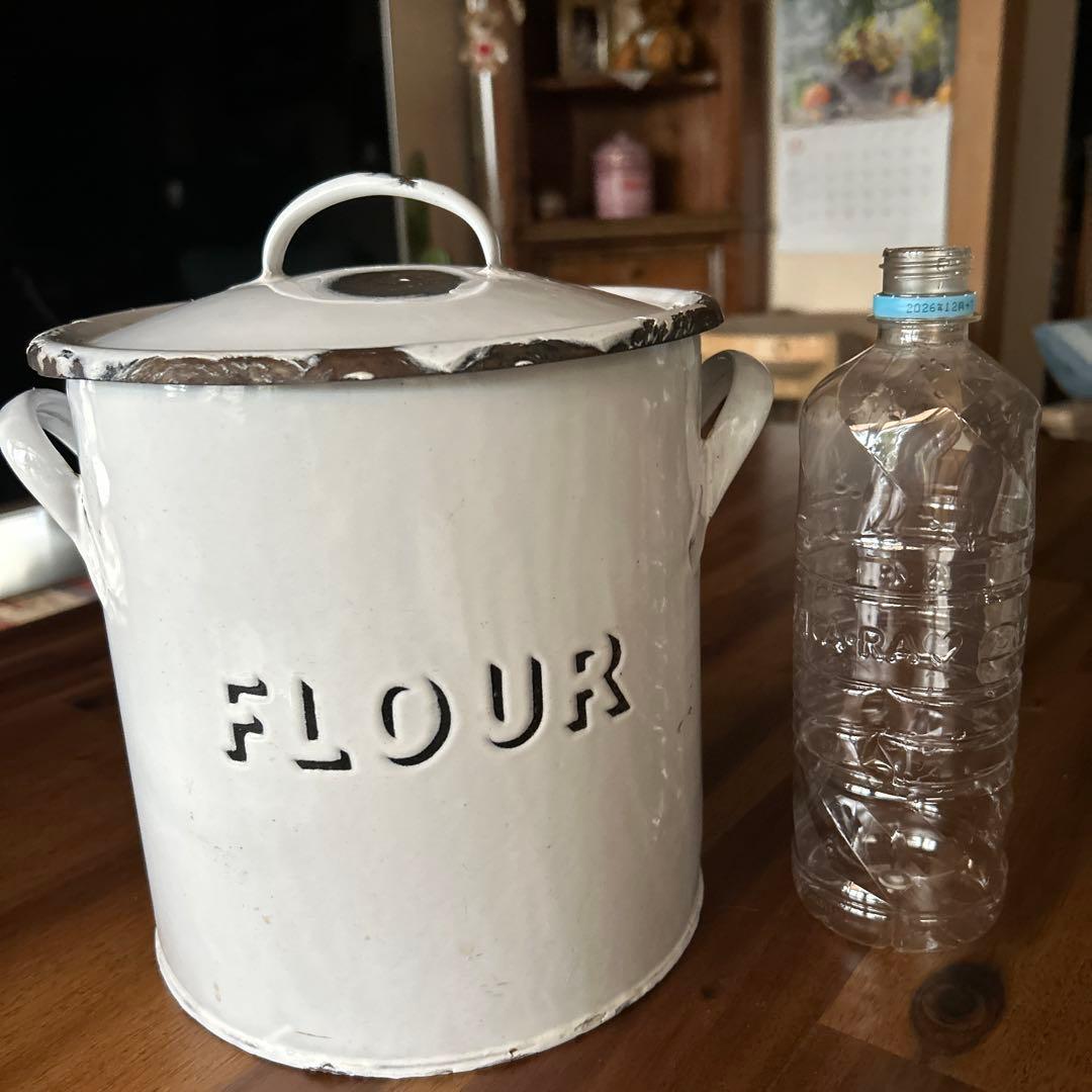 ⭐︎イギリスアンティークホーロー製フラワーキャニスター⭐︎