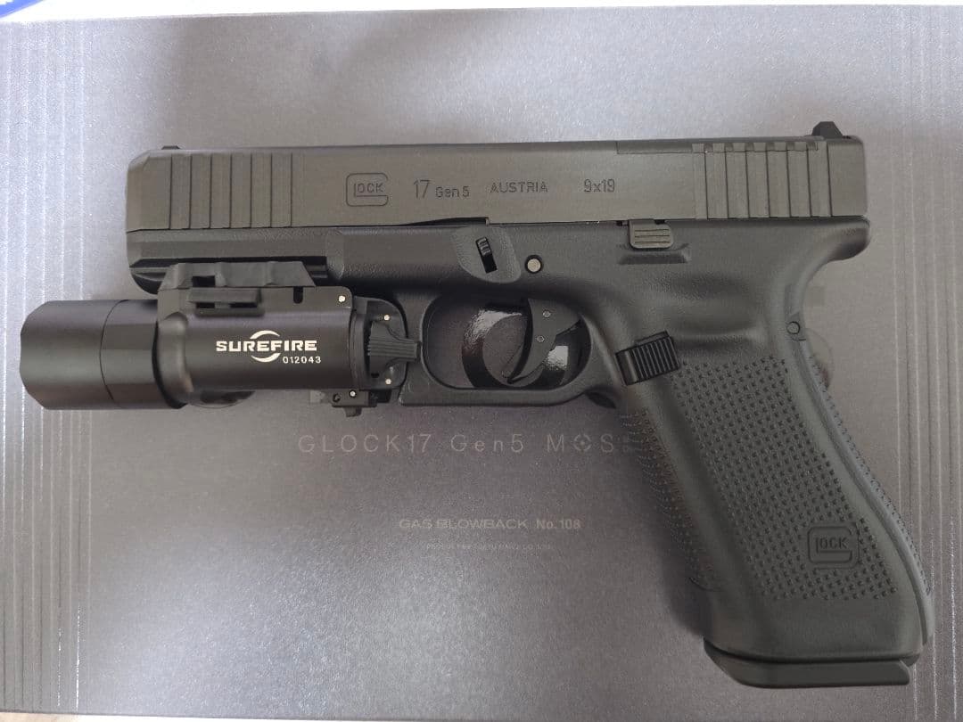 グロック17 gen 5 G17 Gen5 ガスガン おまけ付き