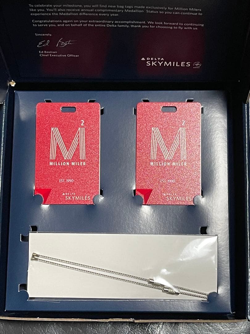 DL デルタ航空　2ミリオンマイラー　荷札1枚。2枚ご希望の方はお申し出ください