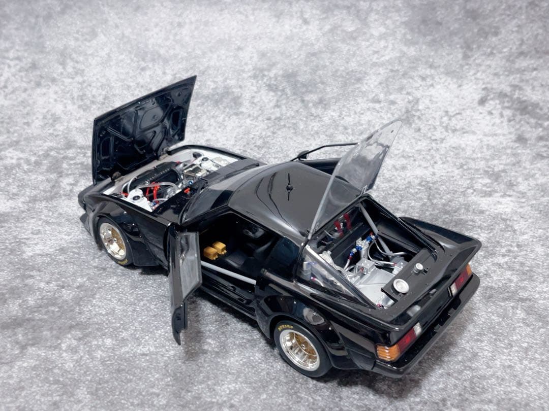 BIANTE 1/18 MAZDA RX-7 plain body 黒