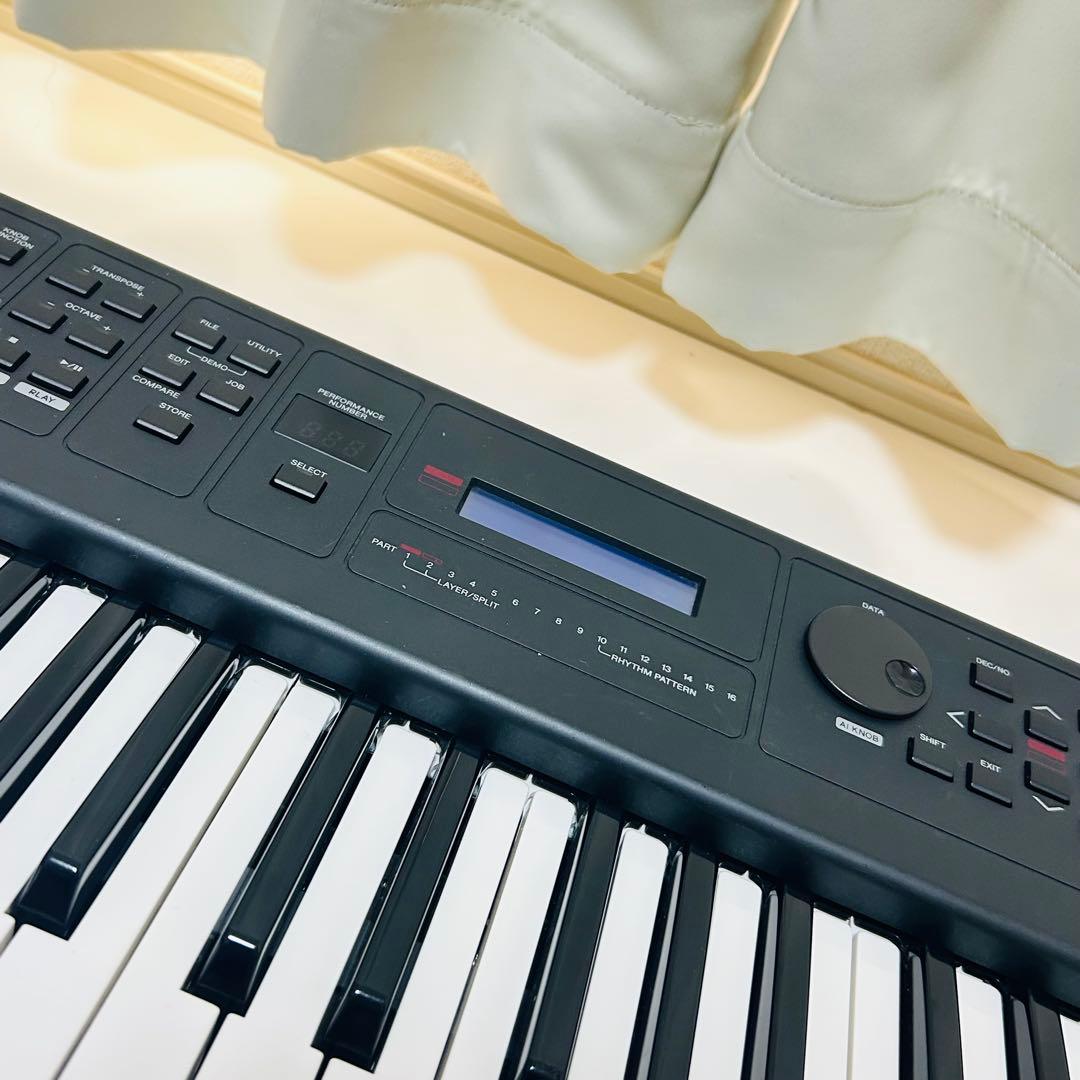 【美品】YAMAHA シンセサイザー MX61 BK 61鍵盤 YAMAHA